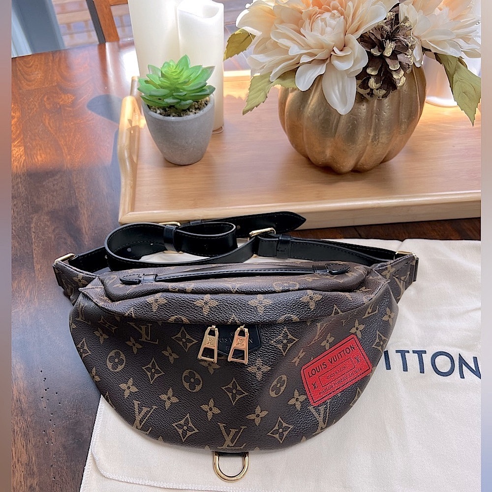 Selling 2022 Louis Vuitton Bumbag World Tour Edition!!